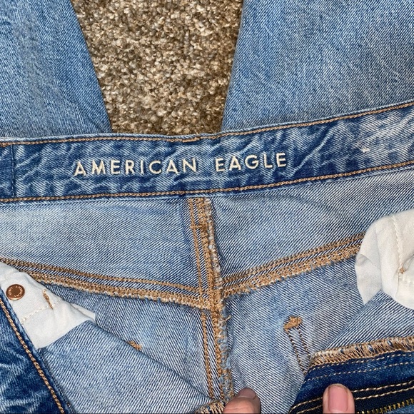 AE Relaxed Mom Jeans - Picture 4 of 6